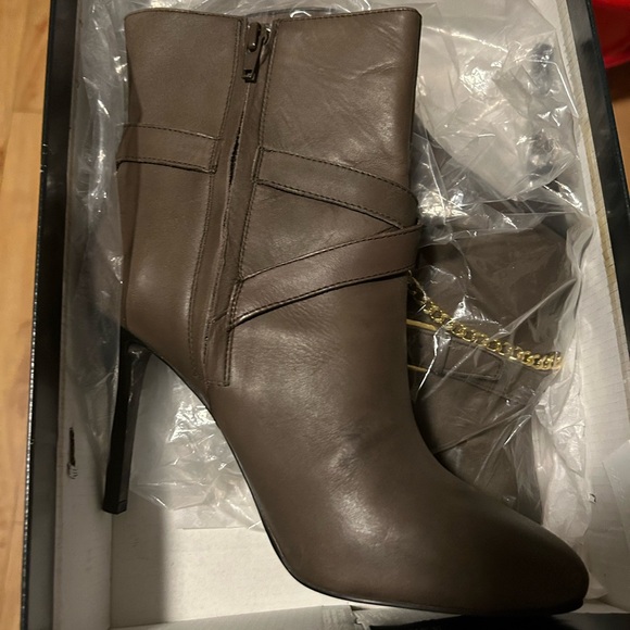 Ralph Lauren unique leather stiletto boots they are so different fabulous - Picture 13 of 15